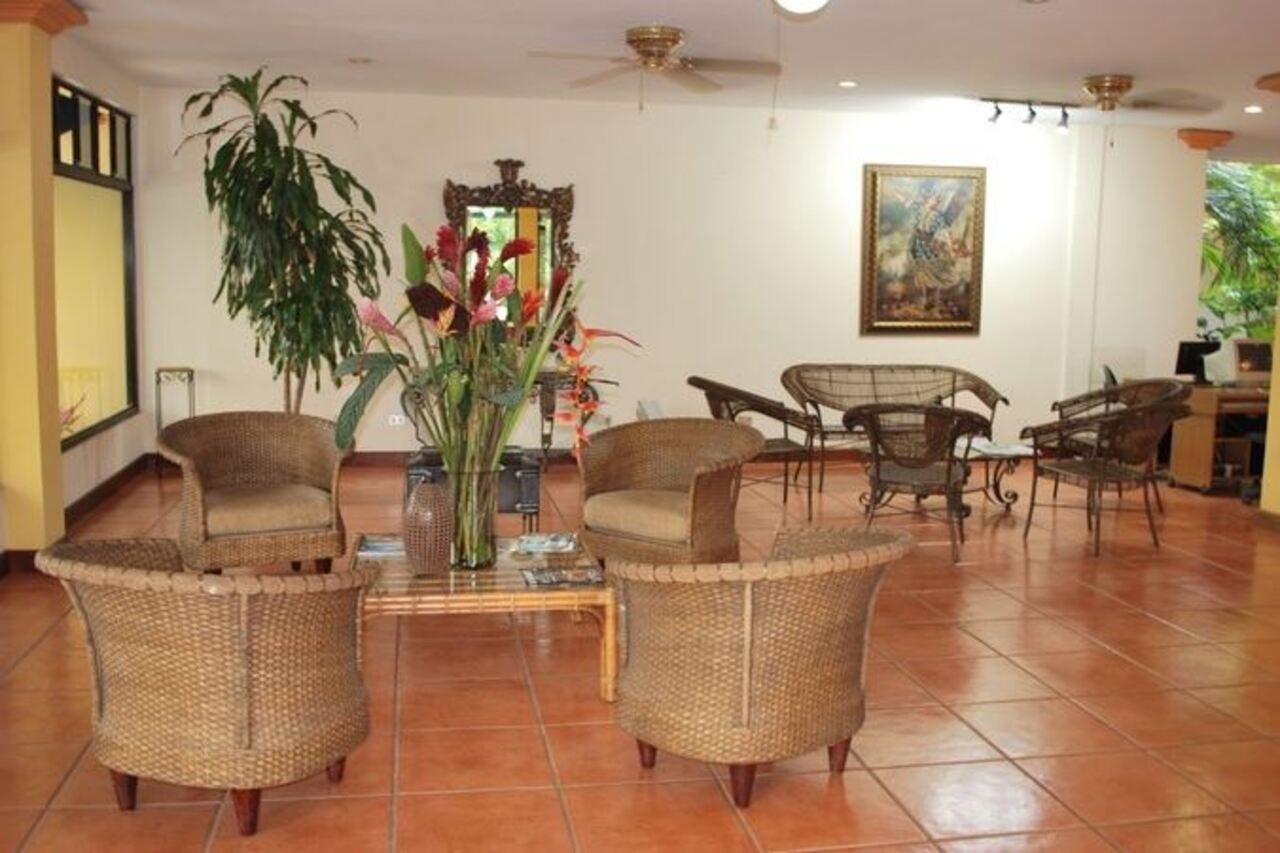 Hotel Brandts Los Robles De San Juan Манагуа Экстерьер фото