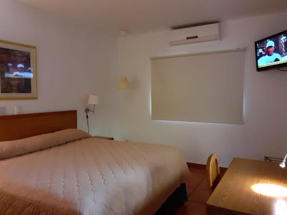 Hotel Brandts Los Robles De San Juan Манагуа Экстерьер фото
