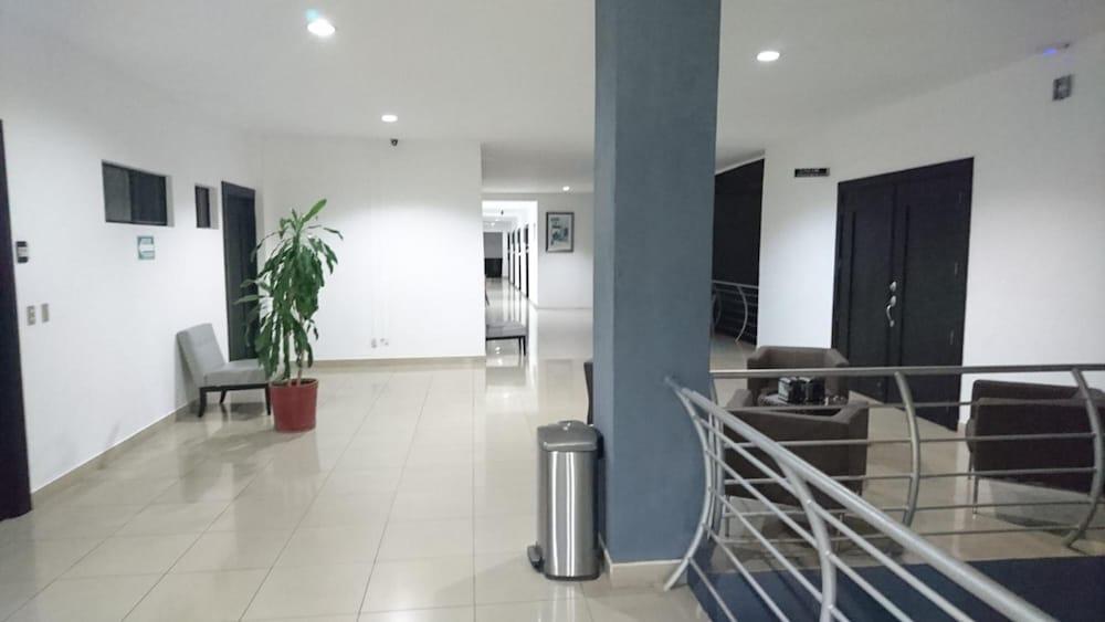 Hotel Brandts Los Robles De San Juan Манагуа Экстерьер фото