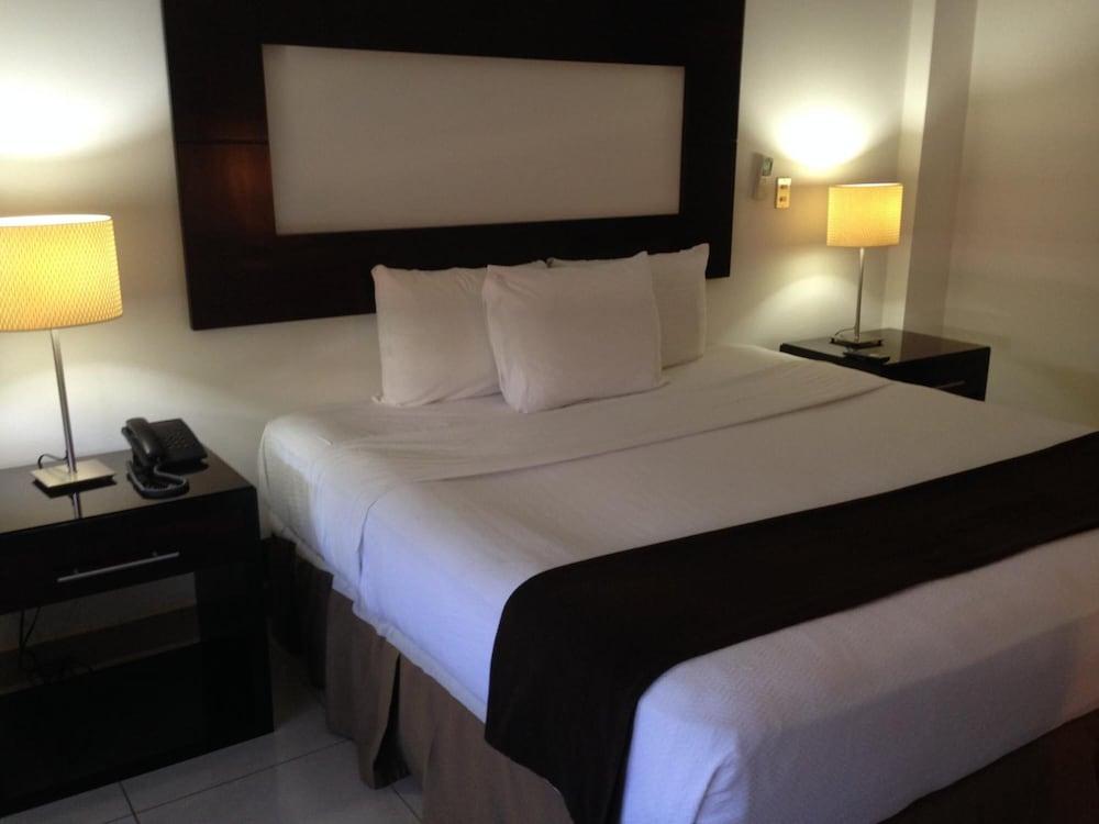Hotel Brandts Los Robles De San Juan Манагуа Экстерьер фото