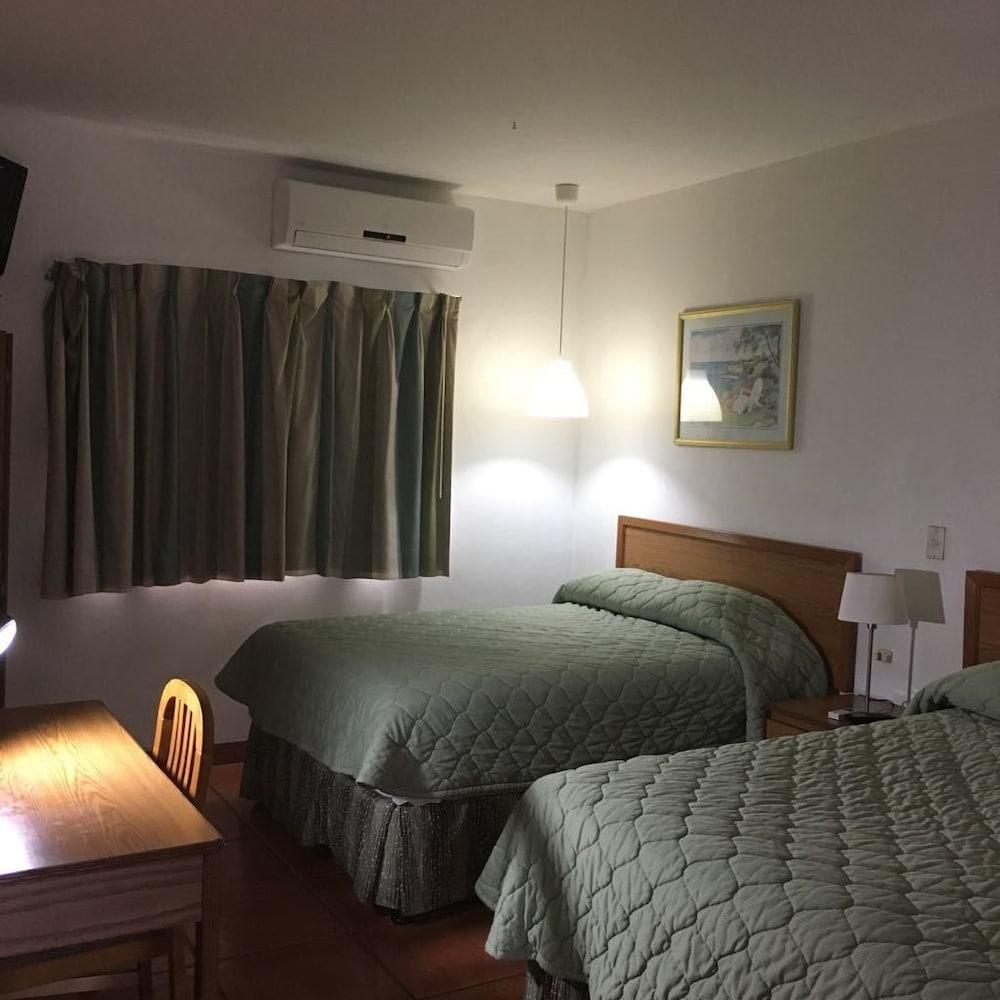 Hotel Brandts Los Robles De San Juan Манагуа Экстерьер фото
