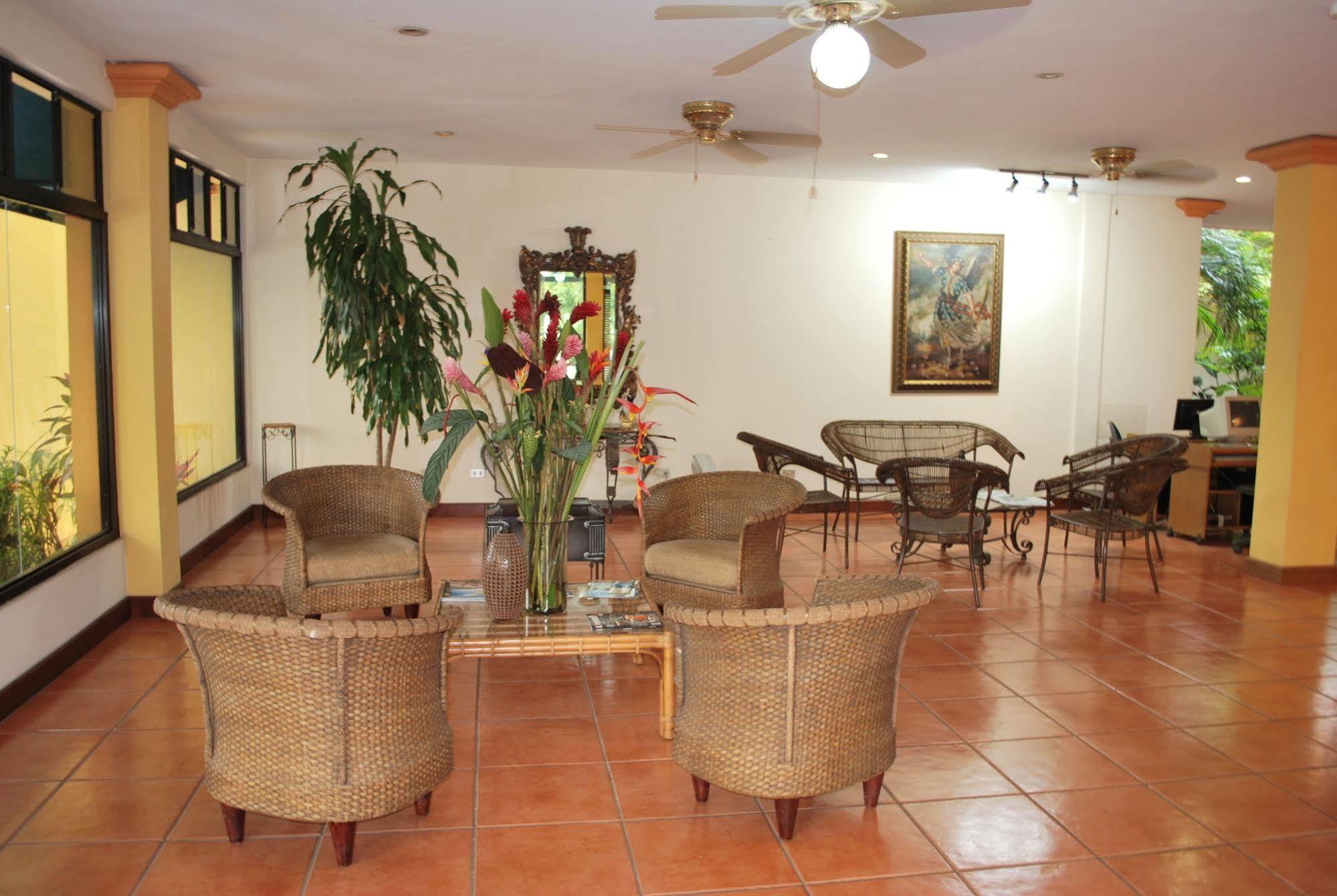Hotel Brandts Los Robles De San Juan Манагуа Экстерьер фото