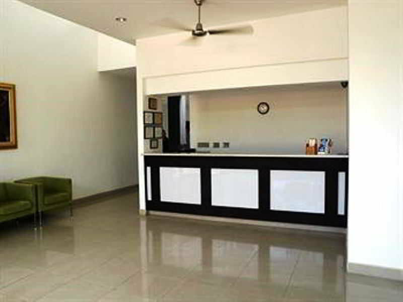 Hotel Brandts Los Robles De San Juan Манагуа Экстерьер фото